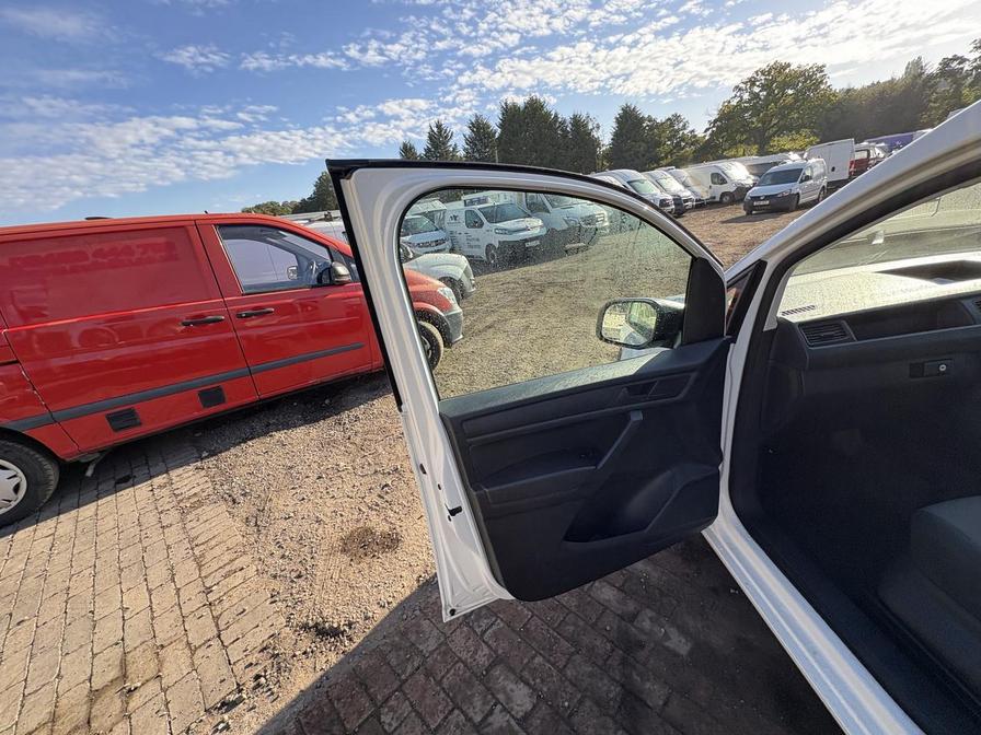 2020 Volkswagen Caddy Caddy C20 Startline TSi BlueMotion Technology – LR70FDV
