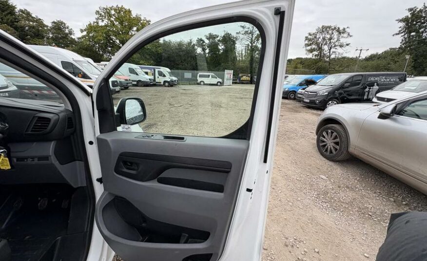 2020 Vauxhall Vivaro Vivaro 2900 Sportive S/S – DU70XMA