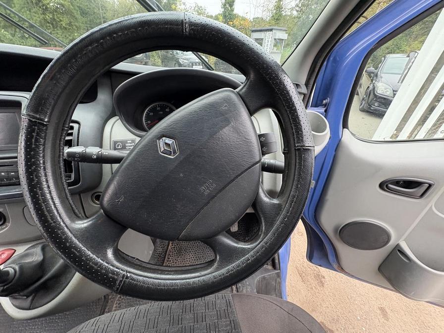 2010 Renault Trafic – Model: Trafic SL27 DCI 115 – SG60XLR