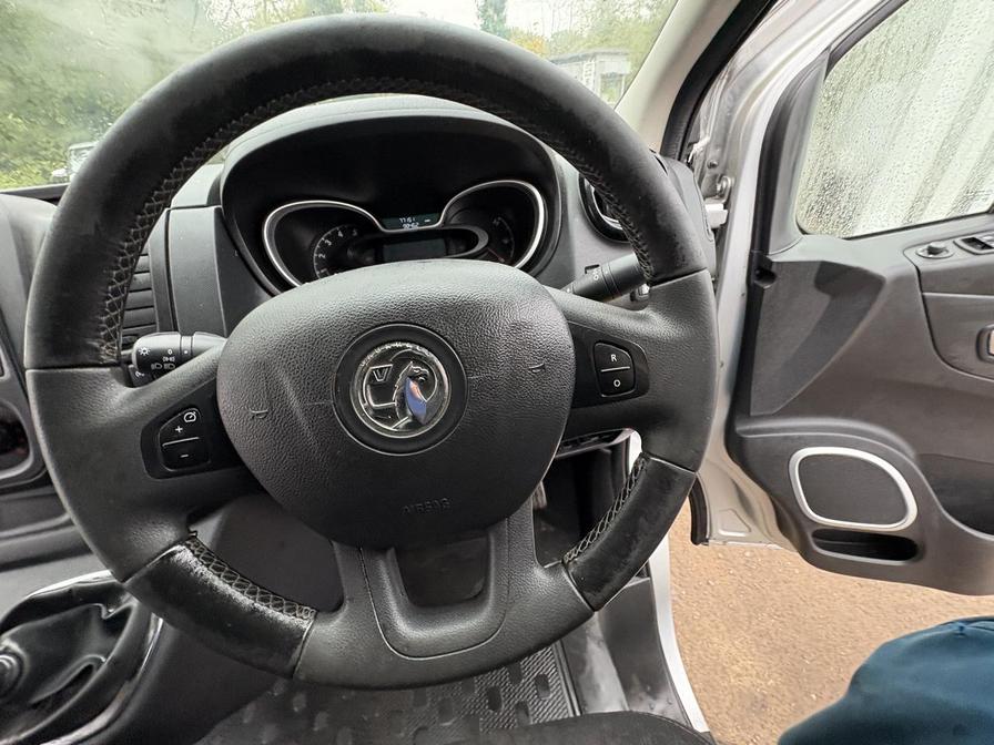 2018 Vauxhall Vivaro – Model: Vivaro 2900 Sportive CDTi – YR68OEP