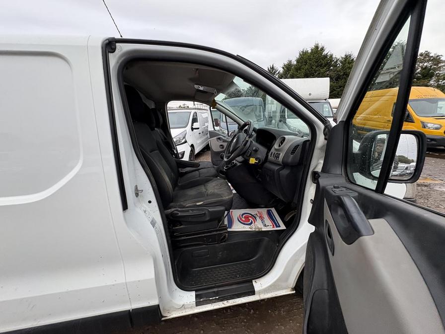 2015 Renault Trafic – Model: Trafic SL27 Business+ dCi – DS15WYP