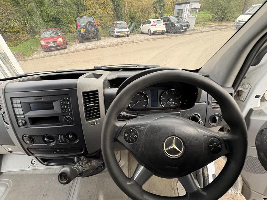 2015 Mercedes-Benz Sprinter – Model: Sprinter 313 CDI – SJ65ZSF