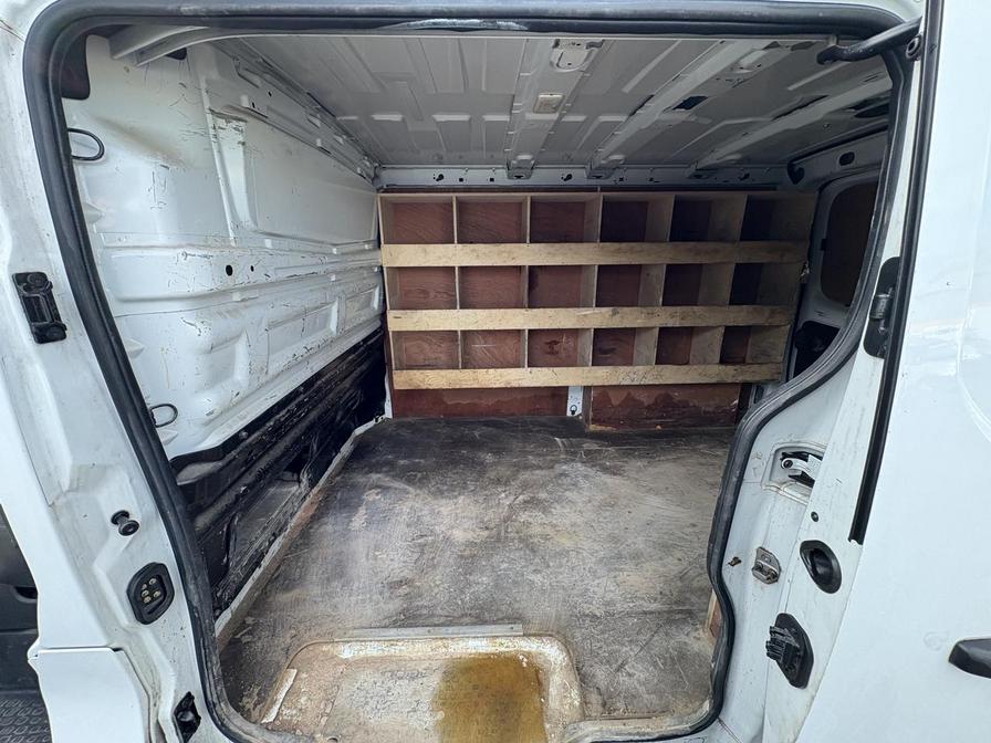 2018 Renault Trafic – Model: Trafic SL27 Business+ dCi – MV18DWP