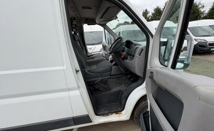 2009 Peugeot Boxer Boxer 330 SWB – KS09VHF