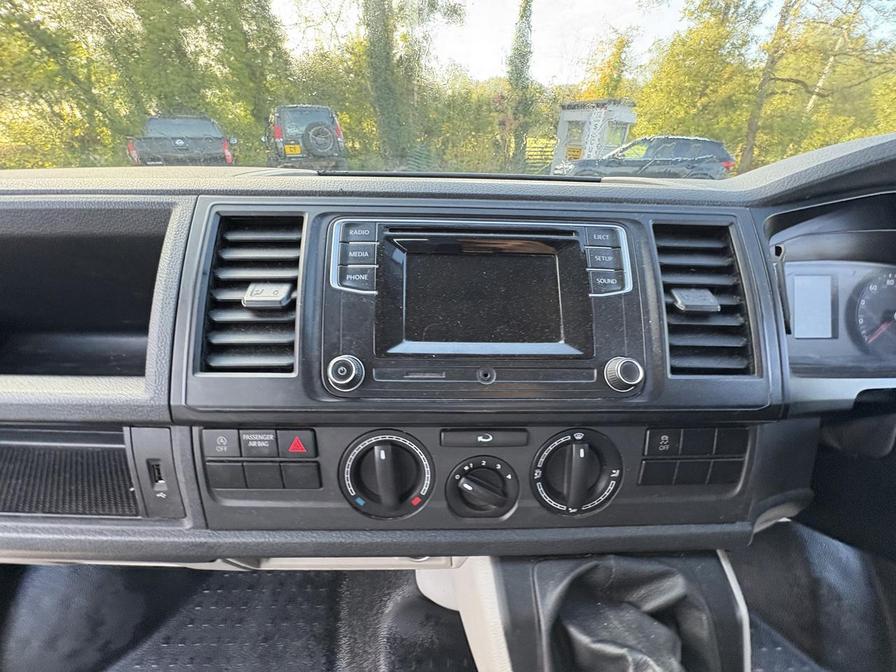 2017 Volkswagen Transporter Transporter T32 Startline TDI BlueMotion Technology 4Motion – FE17EEO