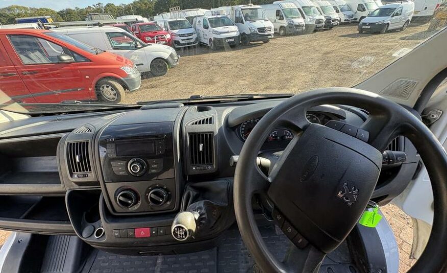 2013 Peugeot Boxer Boxer 333 L1H1 HDi – CK63FUY