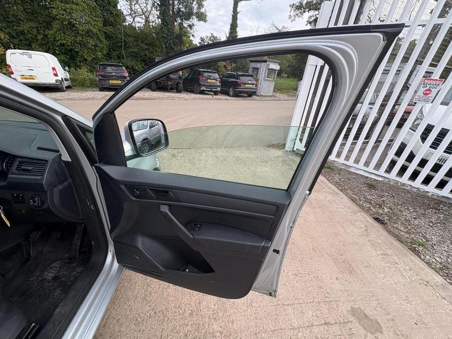 2017 Volkswagen Caddy MaxI Caddy Maxi C20 Highline TDI – BL17HBU