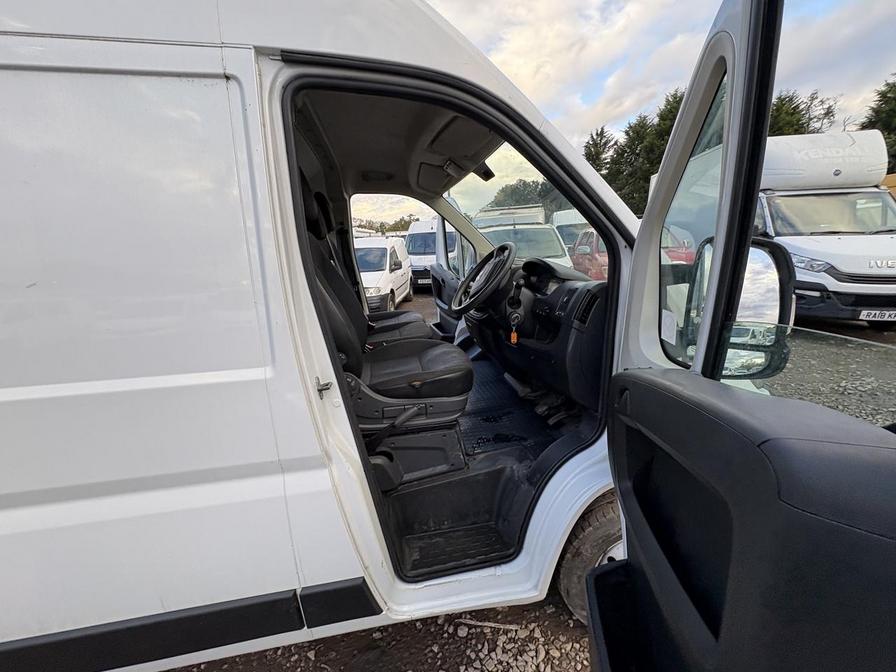 2021 Citroen Relay – Model: Relay 35 L2H2 Enterprise Blue HDi S/S – LM71YCX