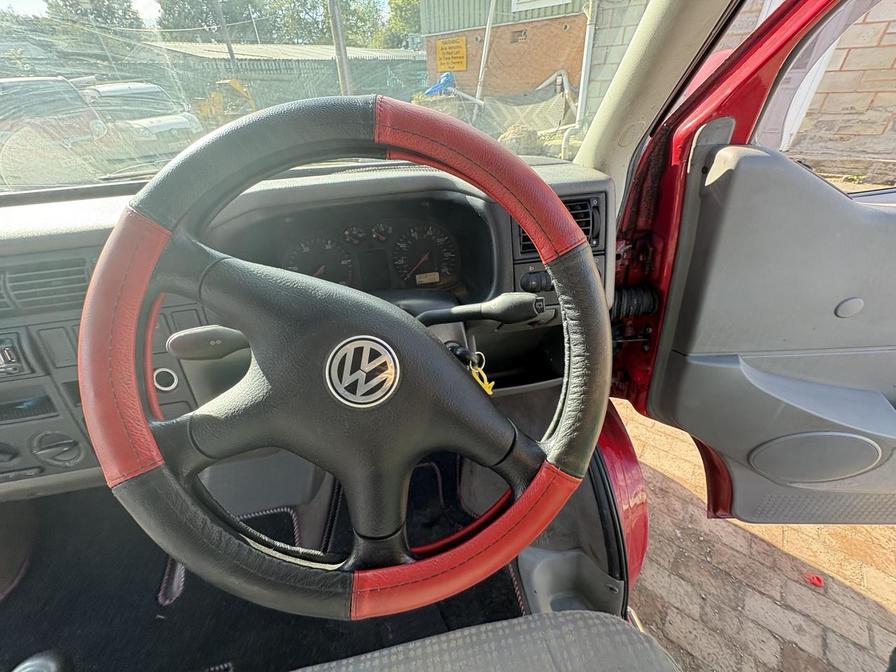 1999 Volkswagen Transporter – T534CFC