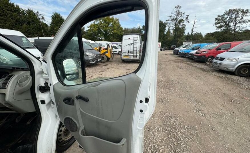 2007 Vauxhall Vivaro Vivaro  2700 CDTI SWB – YD57VWC
