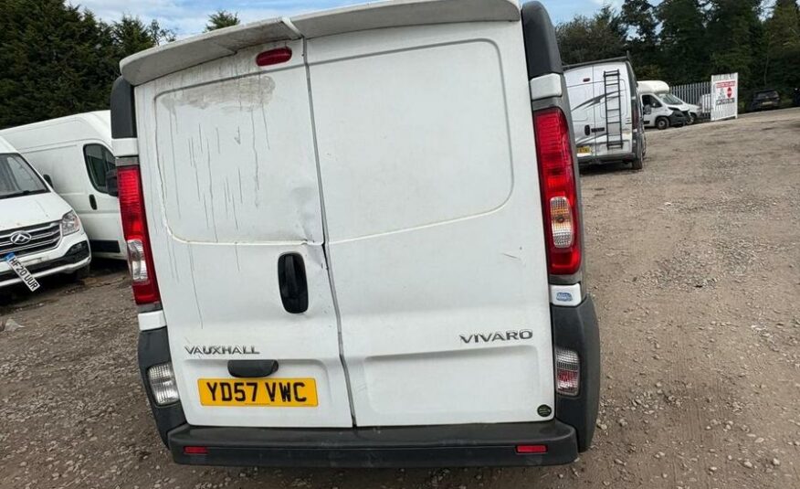2007 Vauxhall Vivaro Vivaro  2700 CDTI SWB – YD57VWC
