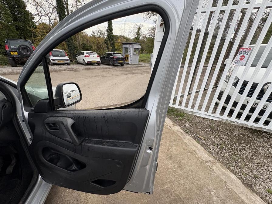 2014 Citroen Berlingo – Model: Berlingo 625 Enterprise HDI – V555RAT/DA64OLC