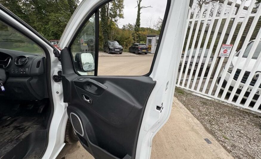 2018 Vauxhall Vivaro – Model: Vivaro  2900 Sportive CDTi – DN68EZS