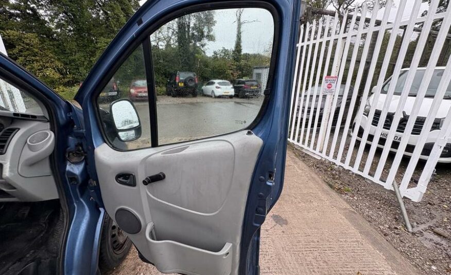 2005 Vauxhall Vivaro Vivaro 2700 DI SWB – LS05TYW