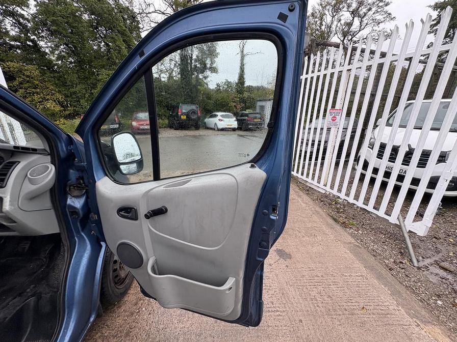 2005 Vauxhall Vivaro Vivaro 2700 DI SWB – LS05TYW