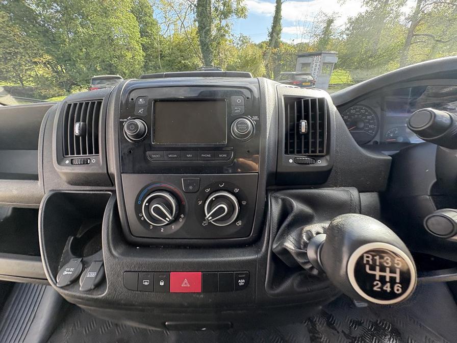 2022 Peugeot Boxer Boxer 335 Professional L2H2 Blue HDi – NL22BLX