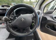 2015 Peugeot Partner Tepee Partner Tepee S HDi S/S Semi-Auto – JC64DSC
