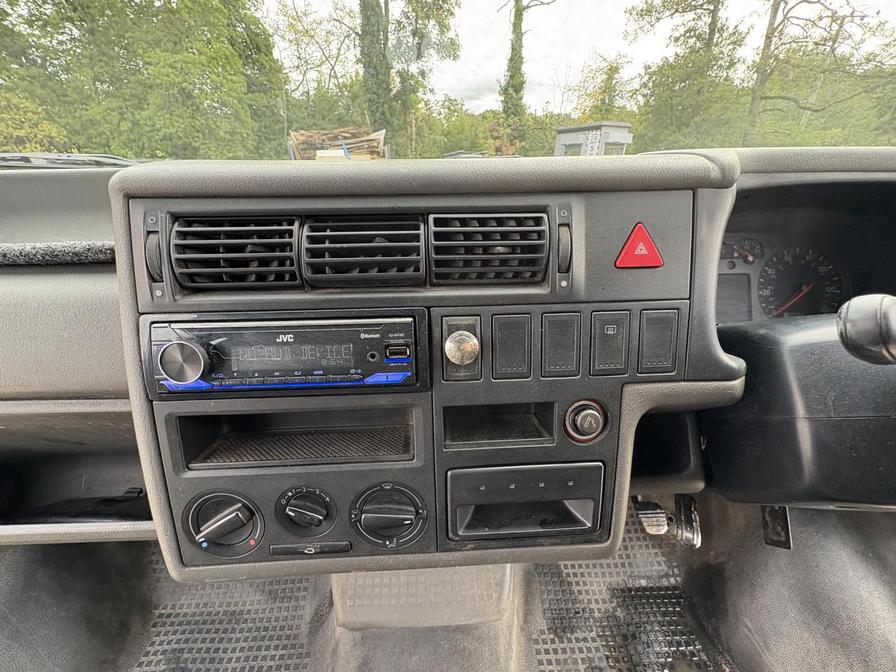 2001 – RX51YKS