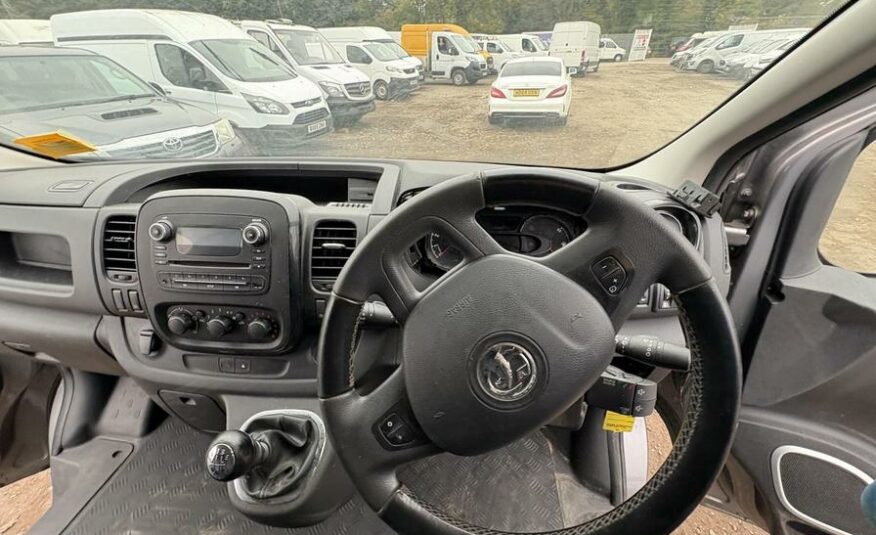 2017 Vauxhall Vivaro – Model: Vivaro 2900 Sportive CDTi Bi-T S/S – DU67WKS