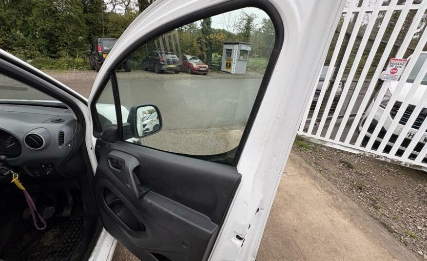 2014 Citroen Berlingo – Model: Berlingo 625 Enterprise HDI – WP64JVZ