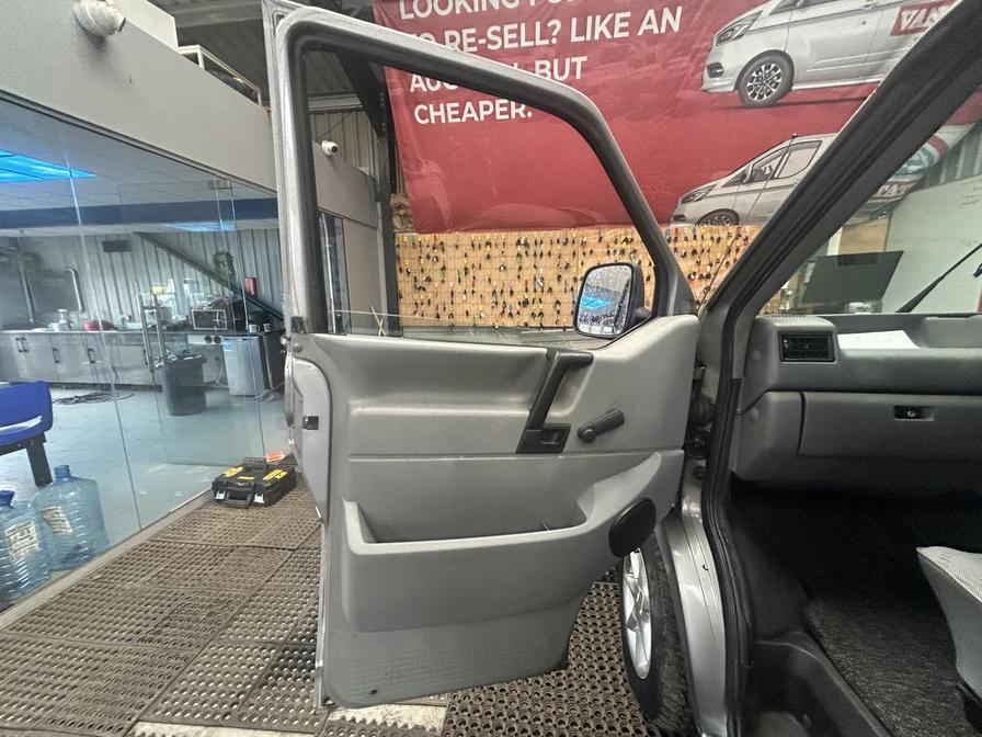 1994 Volkswagen Transporter Transporter LWB – M73LUL