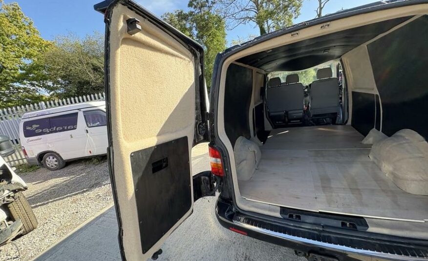 2006 Volkswagen Transporter Transporter T30 130 TDI LWB – CY06WVZ