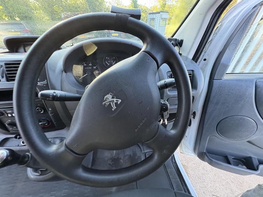2016 Peugeot Expert Expert 1000 L1H1 Professional HDi – OW65FWK