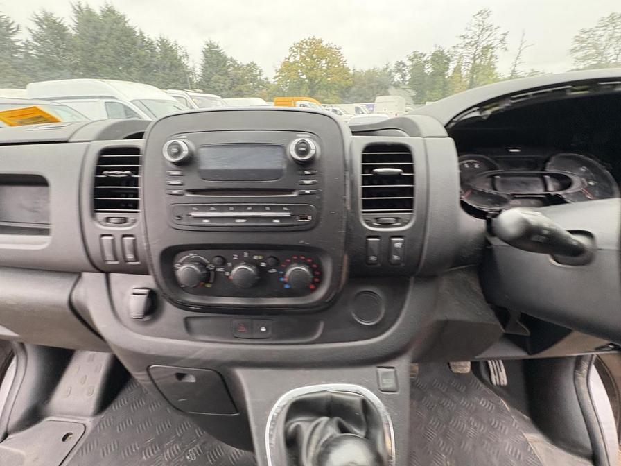 2017 Vauxhall Vivaro – Model: Vivaro 2900 Sportive CDTi Bi-T S/S – DU67WKS
