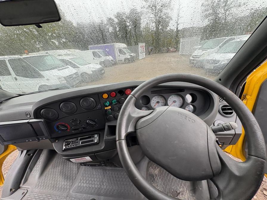 2001 Iveco Daily – Model: Daily 2000 40C11 – Y572BSG