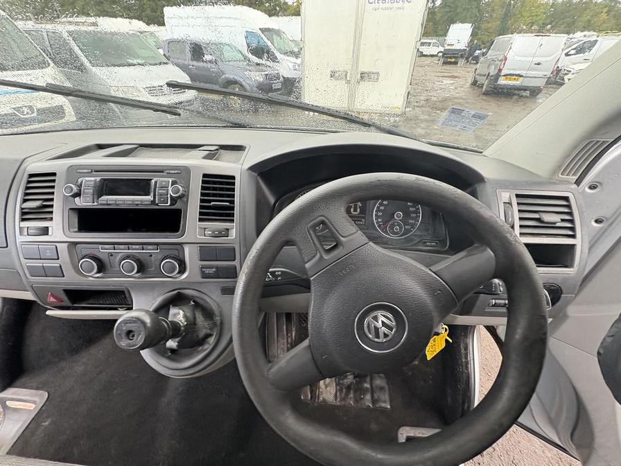 2014 Volkswagen Transporter – Model: Transporter T30 SE 140 TDI LWB – AF64LNV