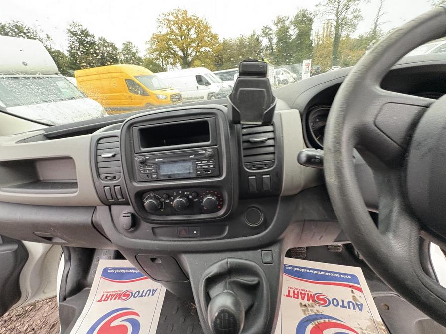 2015 Renault Trafic – Model: Trafic SL27 Business+ dCi – DS15WYP