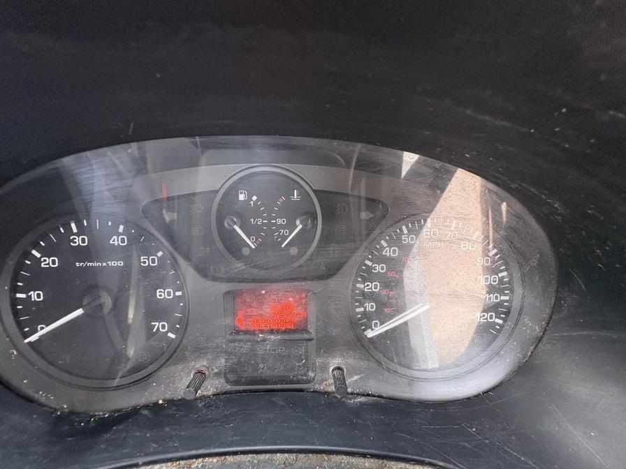 2011 Peugeot Partner – Model: Partner 625 Professional HDI – WL61EHV