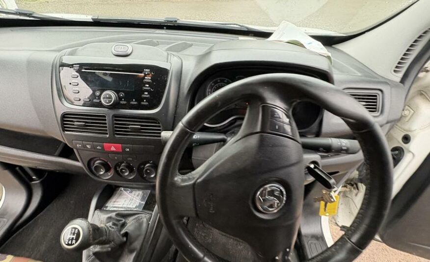 2016 Vauxhall Combo – Model: Combo 2000 L1H1 CDTi S/S ecoFLEX – EN16VSD