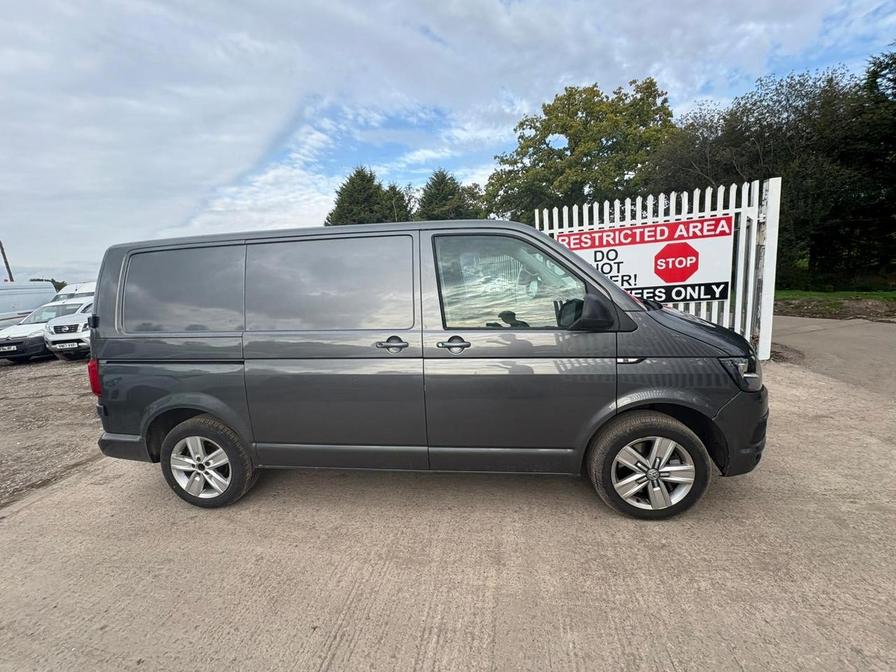 2018 Volkswagen Transporter Transporter T32 Highline TDI BlueMotion Technology 4Motion Semi-Auto – CY68GZK