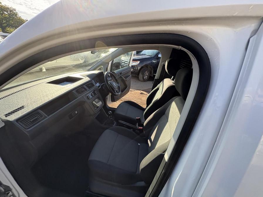 2020 Volkswagen Caddy Caddy C20 Startline TSi BlueMotion Technology – LR70FDV