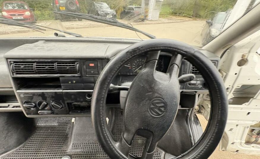 1997 Volkswagen Transporter – Model: 1000 TD SWB – R507UAN