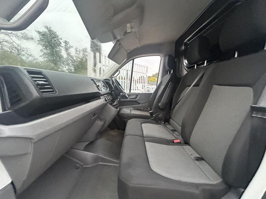 2022 Volkswagen Crafter – Model: Crafter CR35 Startline TDI – EK22ZDS