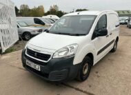 2017 Peugeot Partner – Model: Partner SE L1 Blue HDi – MA67OCJ