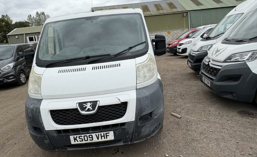 2009 Peugeot Boxer Boxer 330 SWB – KS09VHF