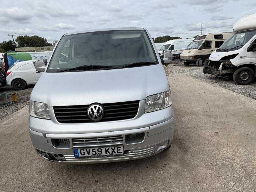 2009 Volkswagen Transporter Transporter T28 102 TDI SWB – GV59KXE