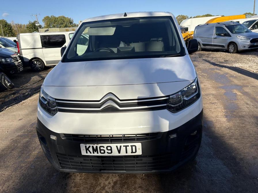2019 Citroen Berlingo – Model: Berlingo 1000 Enterprise Blue HDi – KM69VTD