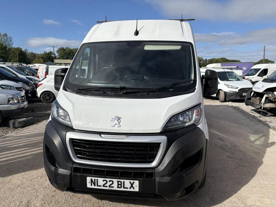 2022 Peugeot Boxer Boxer 335 Professional L2H2 Blue HDi – NL22BLX