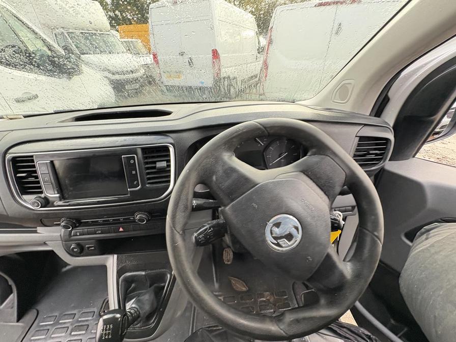 2019 Vauxhall Vivaro – Model: Vivaro 2900 Sportive S/S – DY69EUX