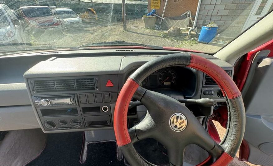 1999 Volkswagen Transporter  – T534CFC