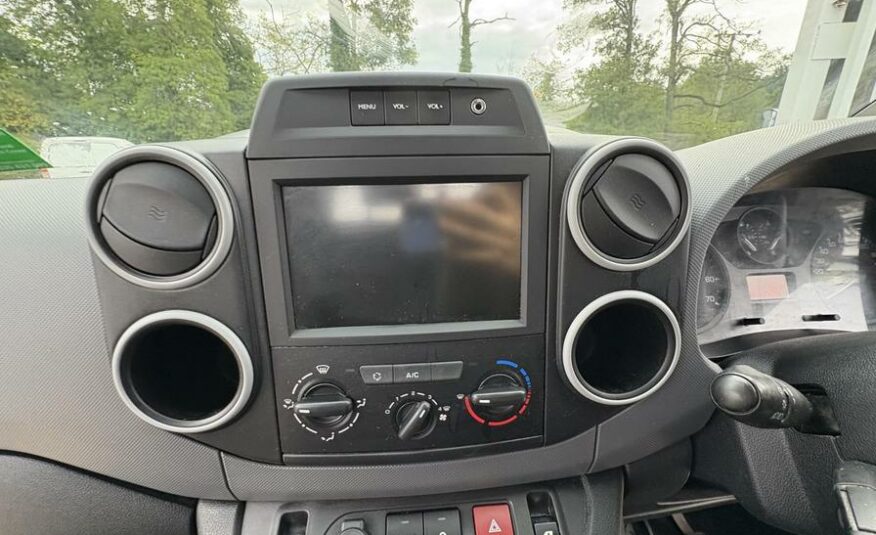 2017 Peugeot Partner Partner Professional L1 Blue HDi – NV66RZX