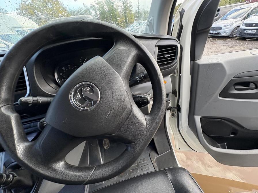 2022 Vauxhall Vivaro – Model: Vivaro  F2900 Dynamic S/S – FD71NBM