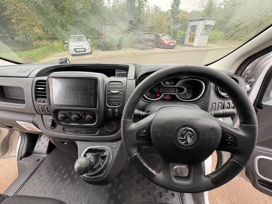 2018 Vauxhall Vivaro – Model: Vivaro 2900 Sportive CDTi – YR68OEP