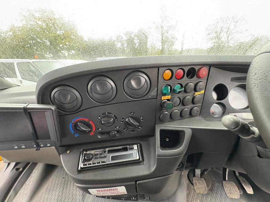 2001 Iveco Daily – Model: Daily 2000 40C11 – Y572BSG