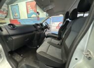 2017 Vauxhall Vivaro Combi Vivaro 2900 Combi CDTi Bi-T S/S – DY17YVN