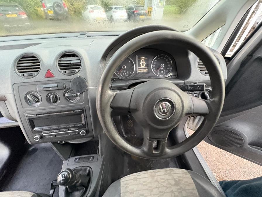 2013 Volkswagen Caddy MaxI – Model: Caddy Maxi C20 Trendline TDI BlueMotion Technology – AY63EHX